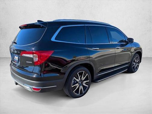 2019 Honda Pilot Touring 8-Passenger