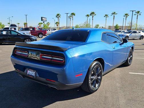 Frostbite 2022 Dodge Challenger SXT