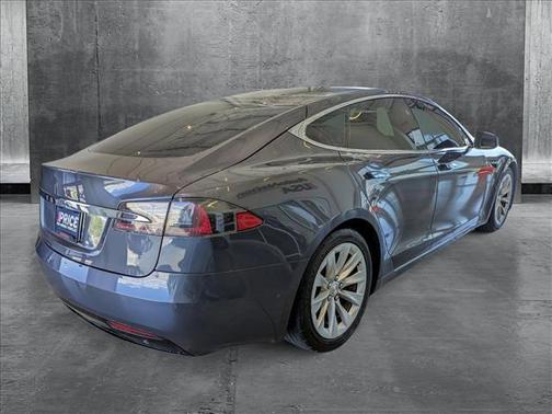 2016 Tesla Model S 90D
