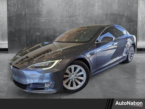 2016 Tesla Model S 90D