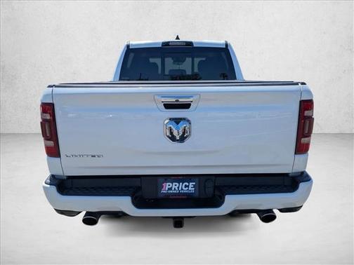 Ivory White Tri-Coat Pearlcoat 2021 RAM 1500 Limited