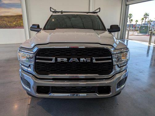 2021 RAM 2500 Tradesman Crew Cab 4x2 8' Box