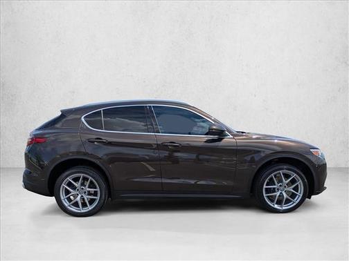 Basalto Brown Metallic 2018 Alfa Romeo Stelvio Ti