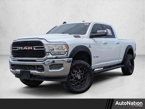 2019 RAM 2500 Big Horn Crew Cab 4x4 6'4' Box