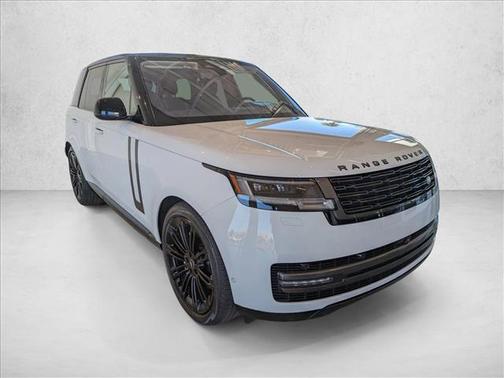 2022 Land Rover Range Rover P400 SE