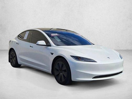 Pearl White Multi-Coat 2025 Tesla Model 3 Long Range