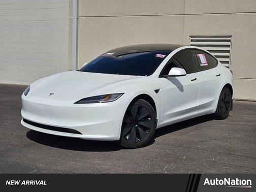 Pearl White Multi-Coat 2025 Tesla Model 3 Long Range