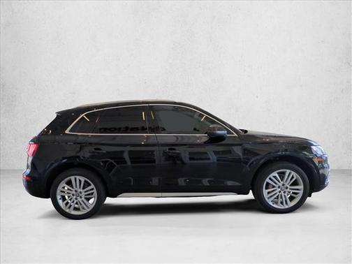 2018 Audi Q5 2.0T Premium Plus