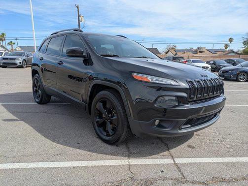 Brilliant Black Crystal Pearlcoat 2016 Jeep Cherokee High Altitude