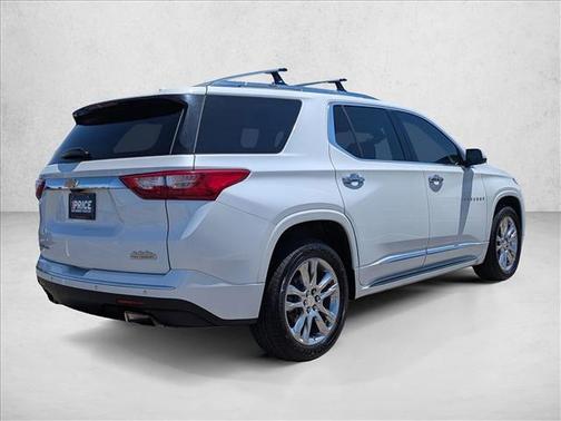 Iridescent Pearl Tricoat 2019 Chevrolet Traverse High Country