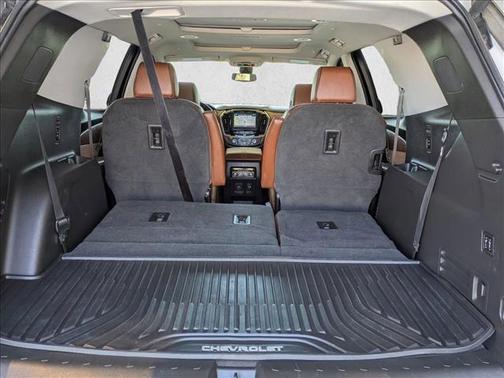 Iridescent Pearl Tricoat 2019 Chevrolet Traverse High Country