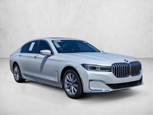 Mineral White Metallic 2020 BMW 740 740i