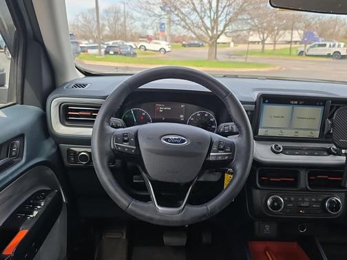 2023 Ford Maverick XLT