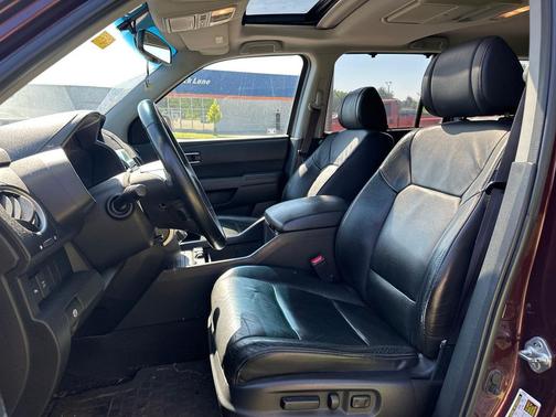 Dark Cherry Pearl 2009 Honda Pilot Touring