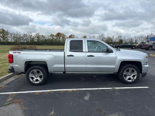 2018 Chevrolet Silverado 1500 Custom