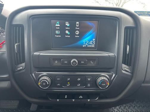 2018 Chevrolet Silverado 1500 Custom