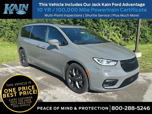 Ceramic Gray Clearcoat 2022 Chrysler Pacifica Touring L