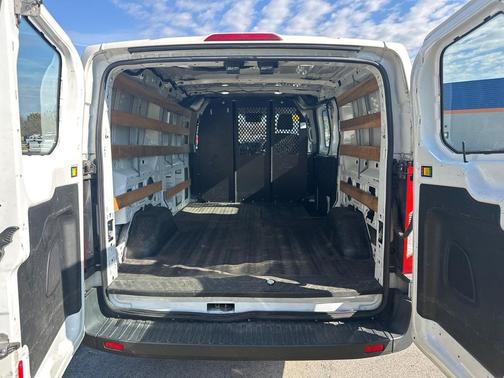 2017 Ford Transit-250 Base
