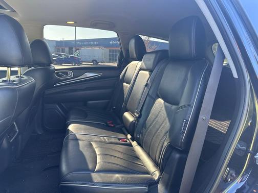 2018 INFINITI QX60 Base