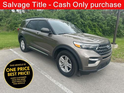 Stone Gray Metallic 2021 Ford Explorer XLT