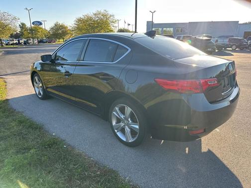 2013 Acura ILX 2.0L Technology