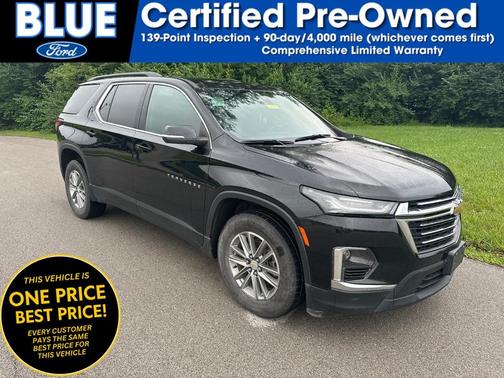 Mosaic Black Metallic 2023 Chevrolet Traverse LT Cloth