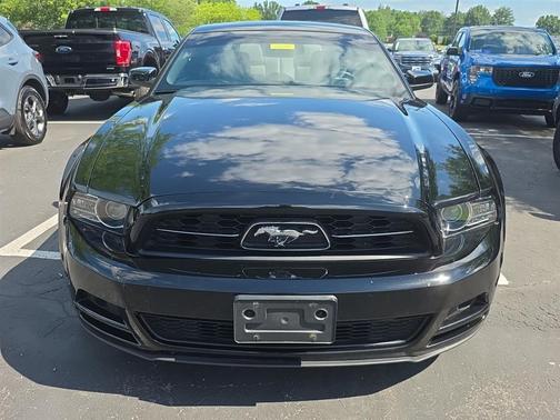 Black 2014 Ford Mustang V6 Premium