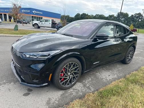 2022 Ford Mustang Mach-E GT