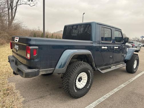 2025 Jeep Gladiator Nighthawk
