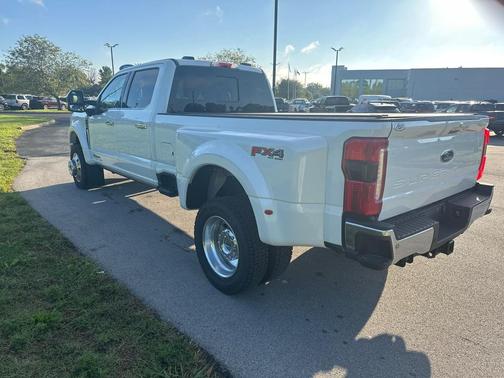 2024 Ford F-450 Lariat