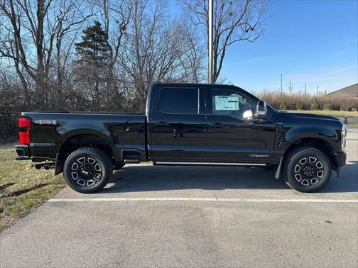 2025 Ford F-250 Platinum