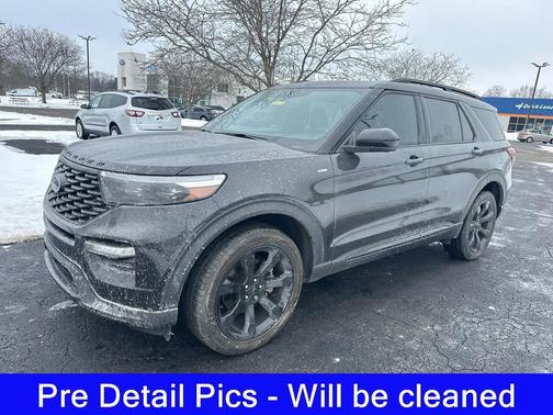 2023 Ford Explorer ST-Line