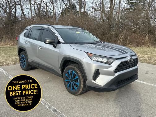 2019 Toyota RAV4 LE