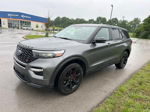 Carbonized Gray Metallic 2022 Ford Explorer ST