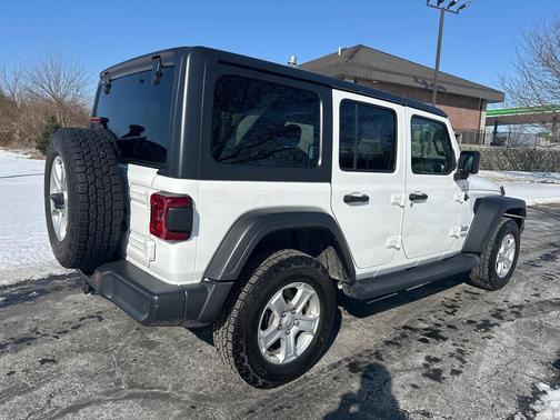2021 Jeep Wrangler Unlimited Sport