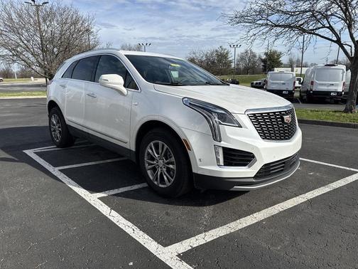 2022 Cadillac XT5 Premium Luxury