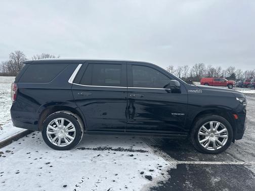 2021 Chevrolet Tahoe 4WD High Country
