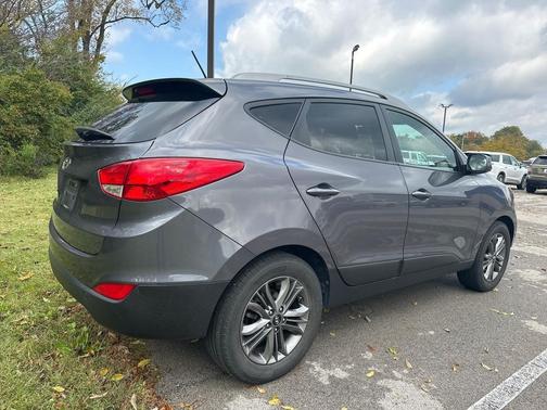 2015 Hyundai TUCSON SE