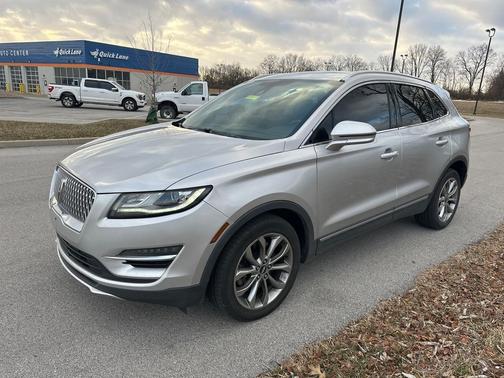 2019 Lincoln MKC Select