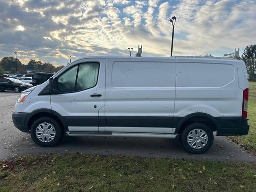 2018 Ford Transit-250 Base