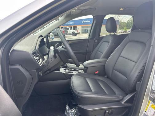 Iconic Silver Metallic 2024 Ford Escape Active