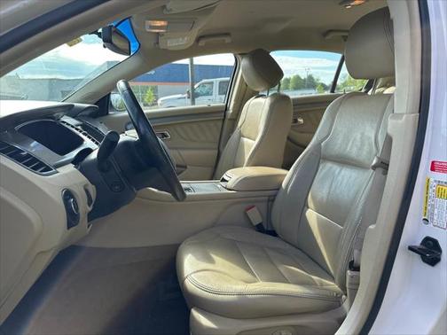 2015 Ford Taurus SEL
