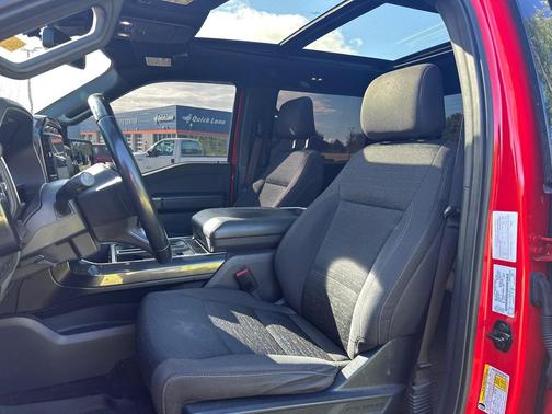 Race Red 2022 Ford F-150 XLT
