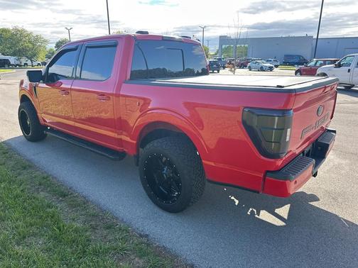 Race Red 2022 Ford F-150 XLT