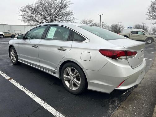2018 Hyundai SONATA Sport