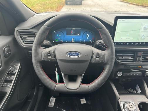 2026 Ford Escape ST-Line Select