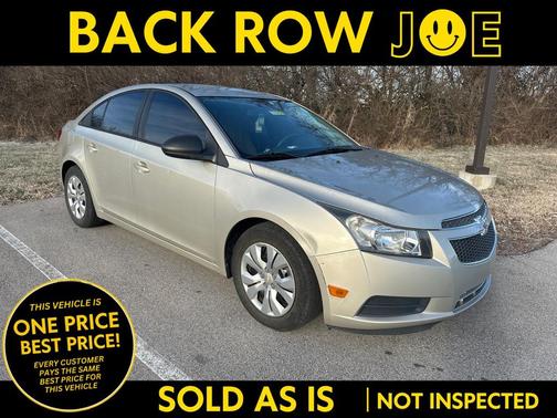 Champagne Silver Metallic 2014 Chevrolet Cruze LS Sedan