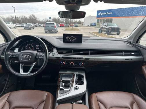 2019 Audi Q7 45 Premium Plus