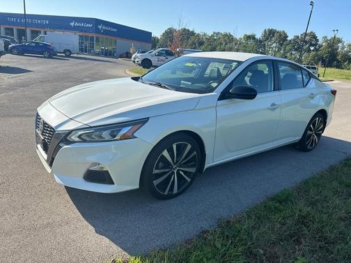 2019 Nissan Altima 2.5 SR