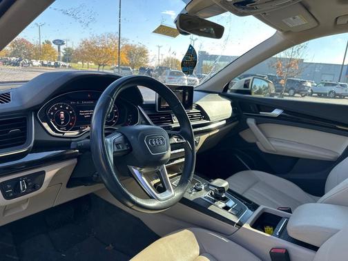 2019 Audi Q5 2.0T Premium Plus